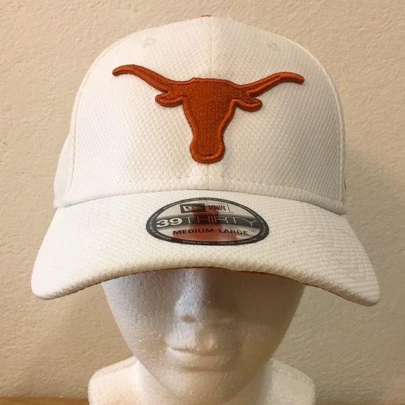 NWT White Texas Longhorns Miata Clean Up Logo 39 Thirty Hat. - Picture 1 of 3